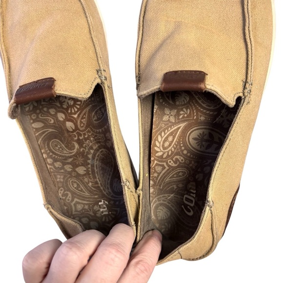 OluKai Manoa Canvas Slip-On Drop-Heel Shoes in Tan – Men’s Sz 10 main image 5